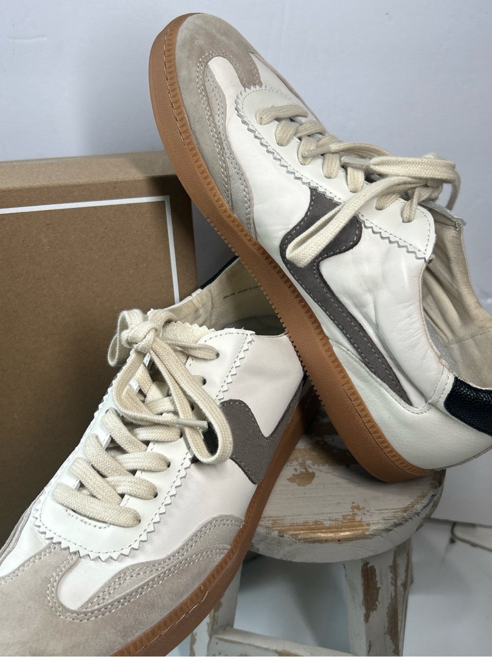 Dolce Vita Women’s Sneakers Size 10 Comfort Sporty Stylish White/Grey Orig Box